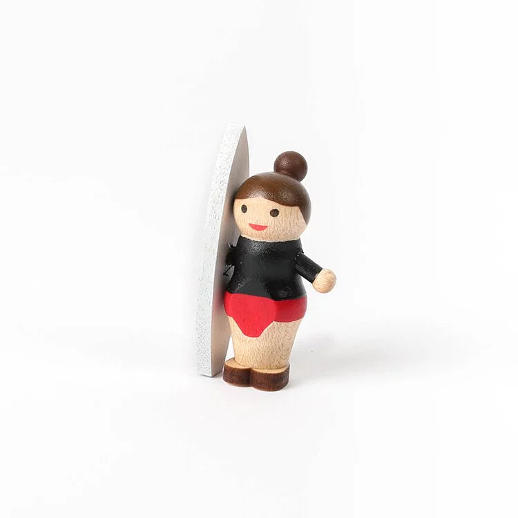 Surf Girl فتاة راكبة أمواج البحر