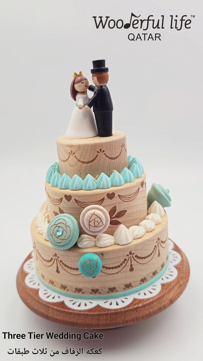 Three Tier Wedding Cake  كعكة الزفاف من ثلاث طبقات