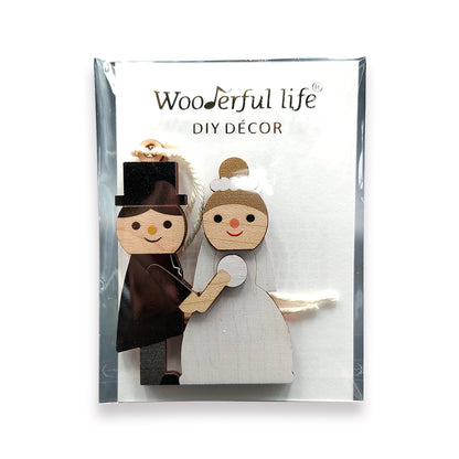 Wooden Tag - Groom And Bride قطعة تزيين خشبية  - زوج و زوجة